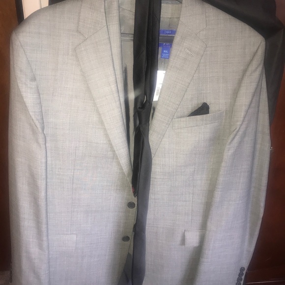 Men’s warehouse gray suit - Picture 1 of 1